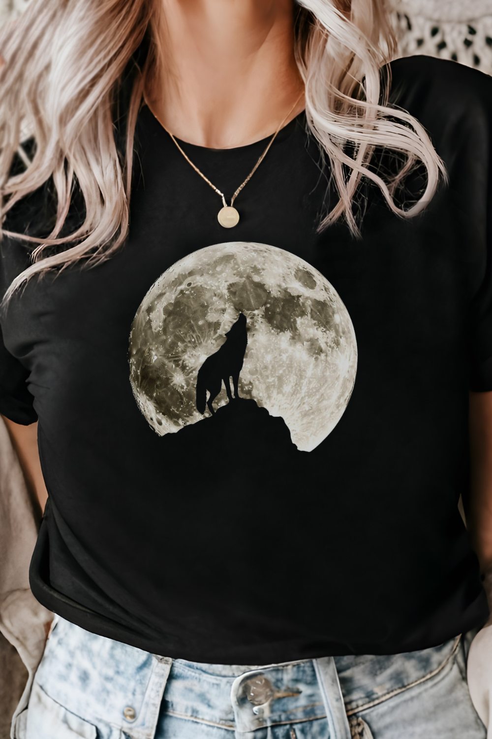 CAMISETA LOBO SILUETA ​​LUNA