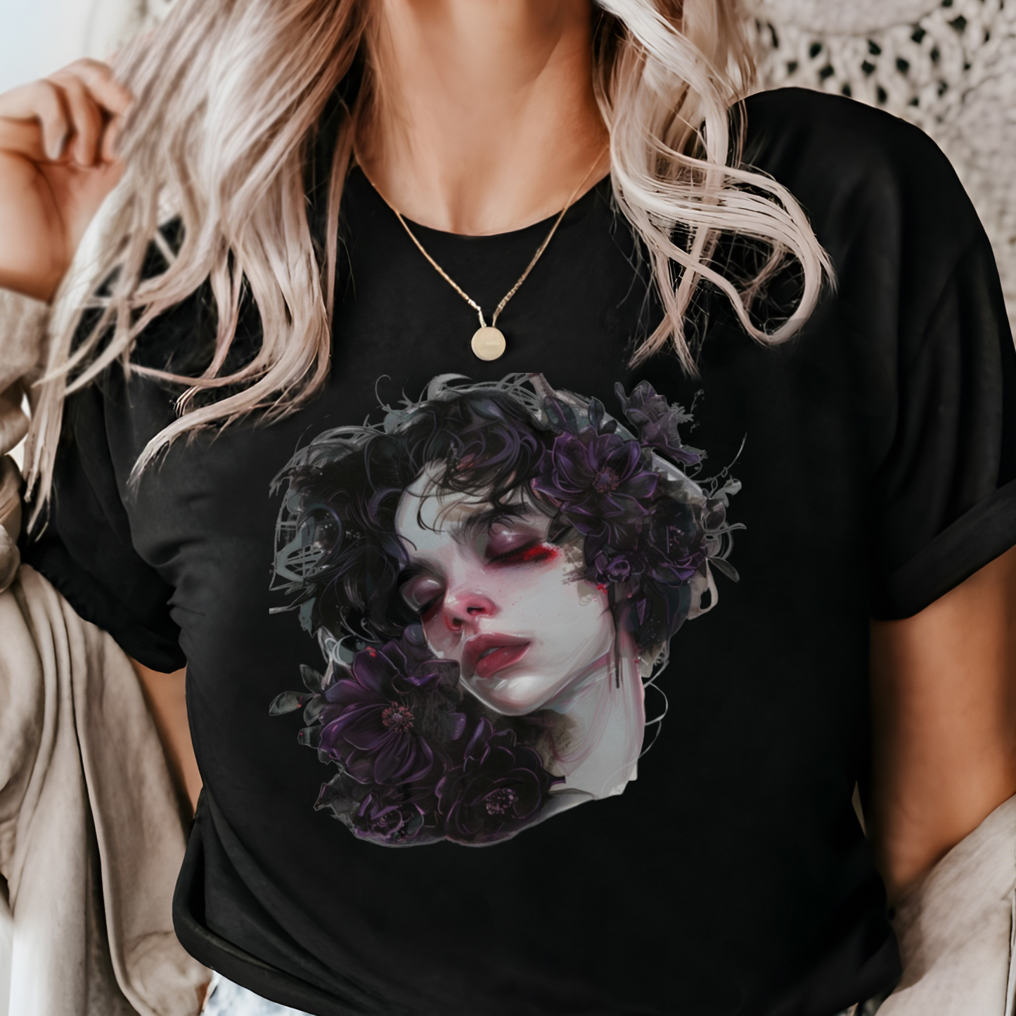 CAMISETA BOHO NIÑA GÓTICA