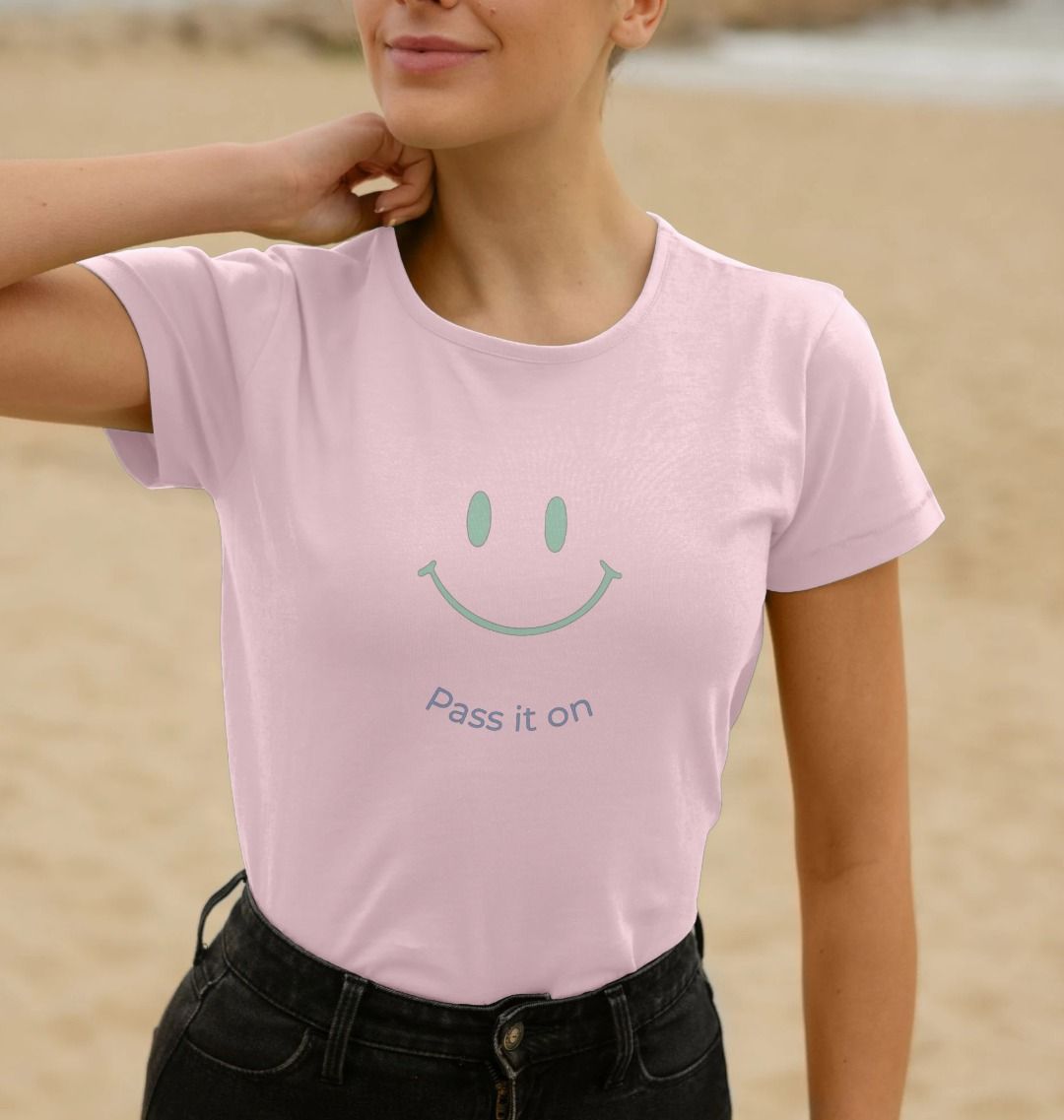 Pass it on Smiley Face | Women's Organic Cotton Crew Neck Tee